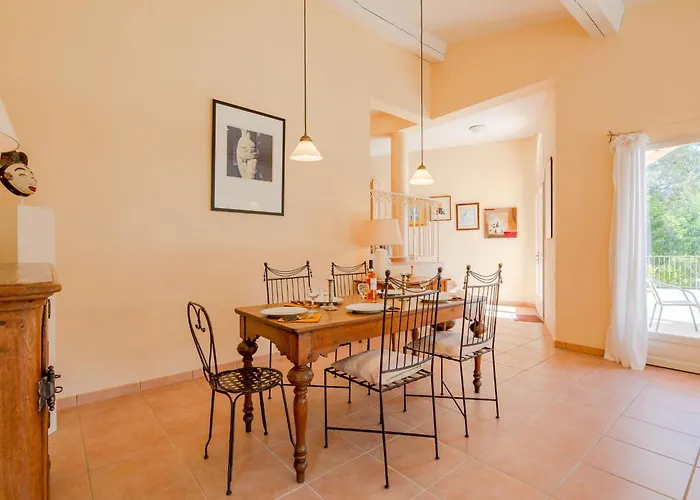 Le Chardin By Interhome * Saint Aygulf
